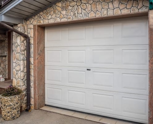 traditional garage doors 4